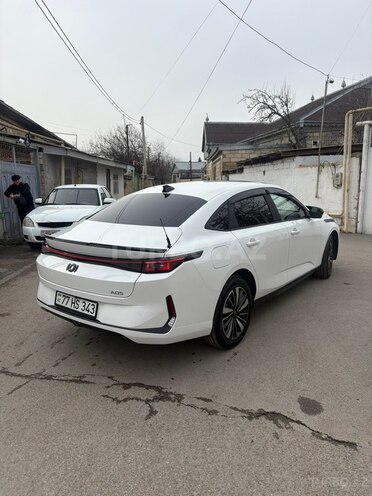 Changan Qiyuan A05 2025, 4,500 km - 1.5 л - Bakı