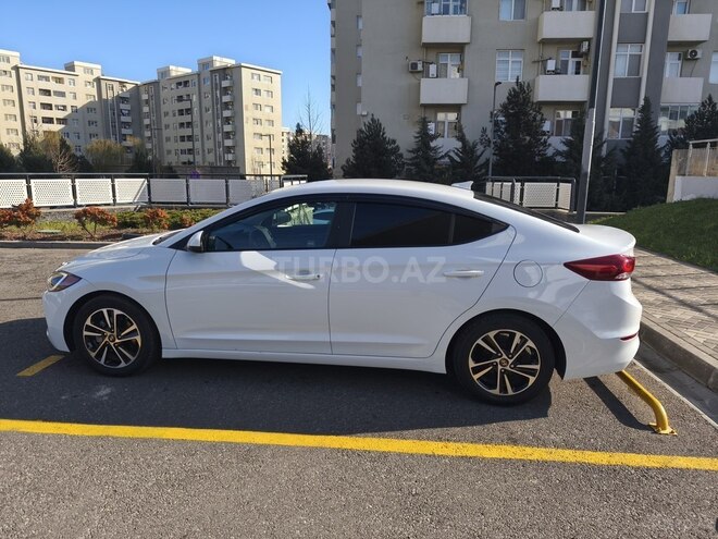 Hyundai Elantra 2018, 153,000 km - 2.0 l - Bakı