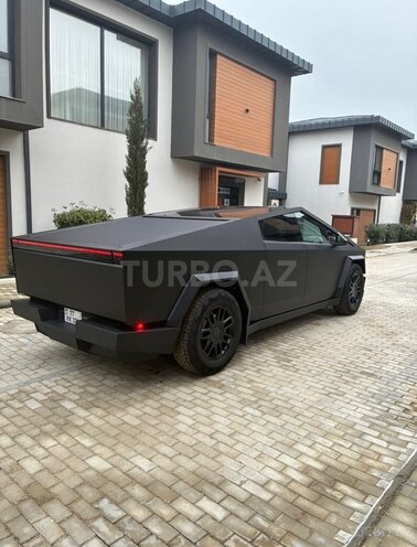 Tesla  2024, 9,800 km - 0.0 l - Bakı