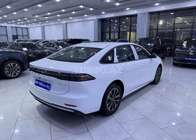 Geely Galaxy A7-5