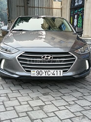 Hyundai Elantra 2018, 165,000 km - 2.0 л - Bakı