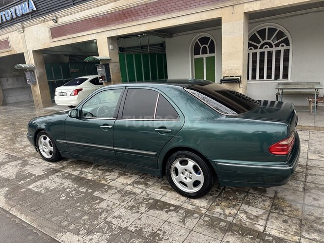 Mercedes E 280 1999, 390,000 km - 2.8 l - Qazax