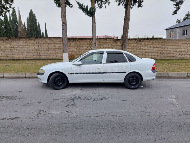 Opel Vectra 1996, 386,404 km - 1.6 l - Zaqatala