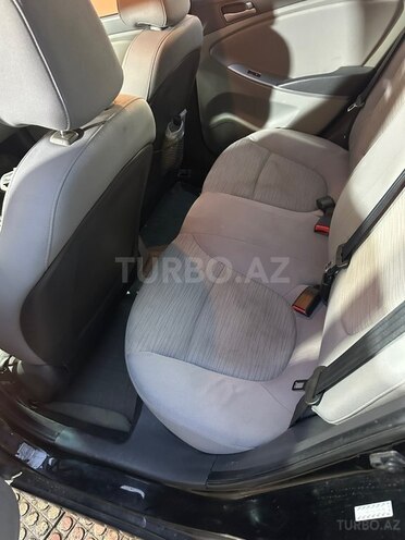Hyundai Accent 2017, 143,393 km - 1.6 l - Bakı