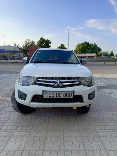 Mitsubishi L200 2010, 420,000 km - 2.5 l - Gəncə