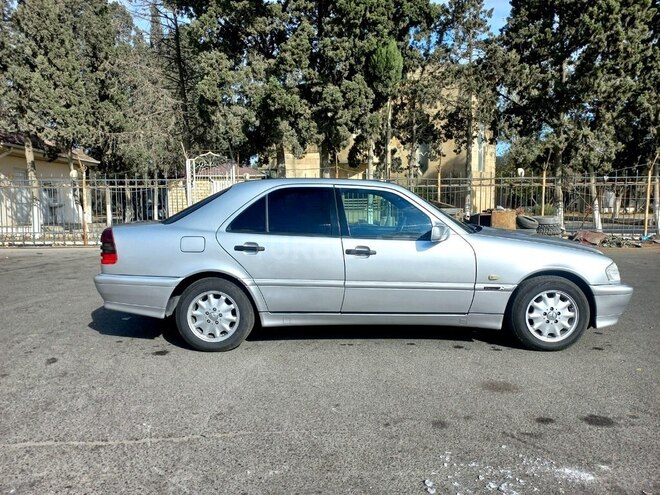 Mercedes C 180 1998, 334,500 km - 1.8 л - Bakı