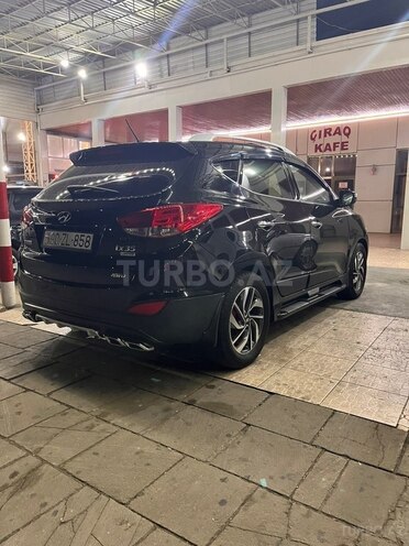 Hyundai ix35 2011, 213,585 km - 2.4 л - Salyan