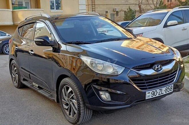 Hyundai ix35 2011, 213,585 km - 2.4 л - Salyan