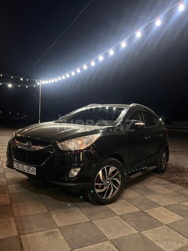 Hyundai ix35 2011, 213,585 km - 2.4 л - Salyan