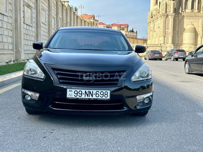 Nissan Altima-3