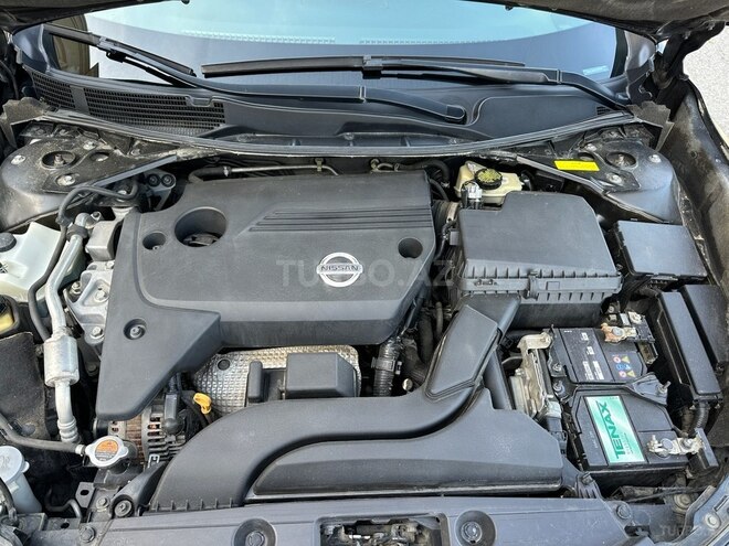 Nissan Altima-6