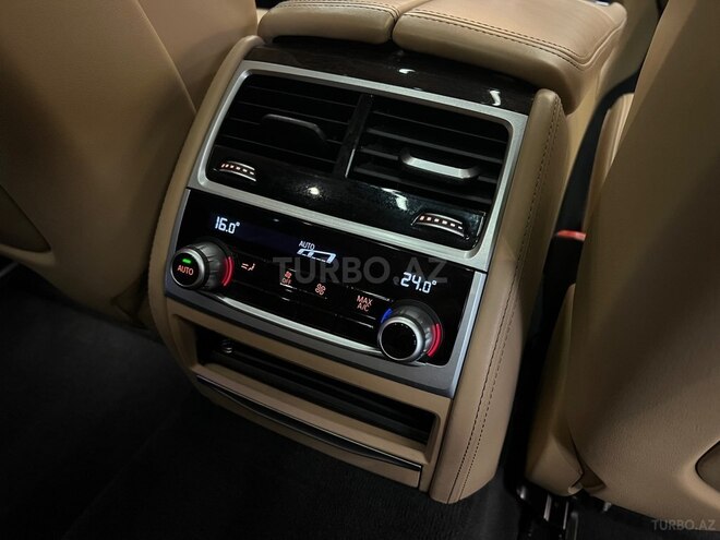 BMW 740 2019, 97,000 km - 3.0 l - Bakı