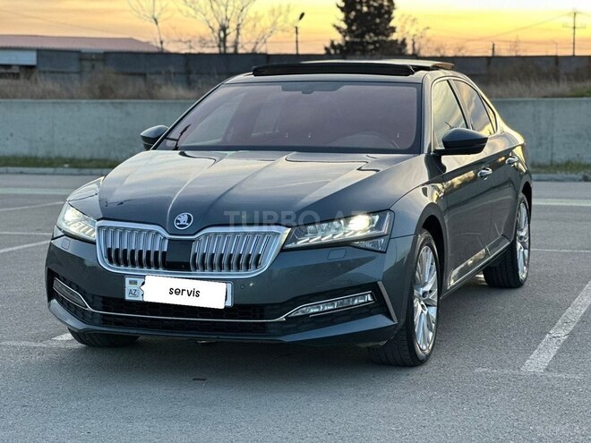 Skoda Superb 2021, 150,000 km - 2.0 l - Bakı