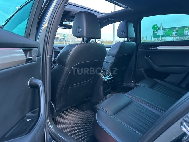 Skoda Superb 2021, 150,000 km - 2.0 l - Bakı