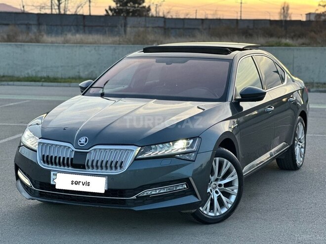 Skoda Superb 2021, 150,000 km - 2.0 l - Bakı