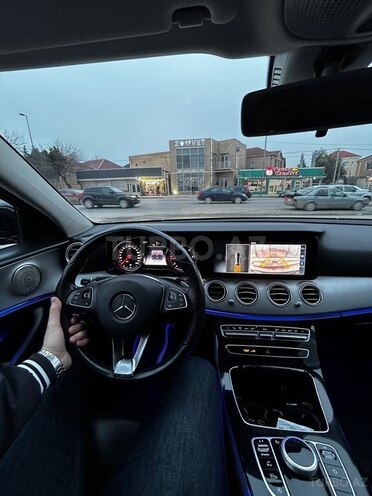 Mercedes E 200 d 2018, 215,000 km - 2.0 l - Bakı