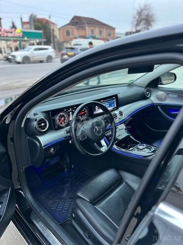 Mercedes E 200 d 2018, 215,000 km - 2.0 l - Bakı