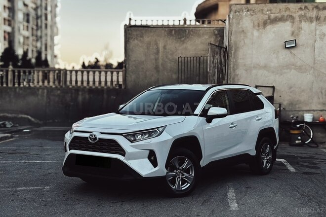 Toyota RAV4-3