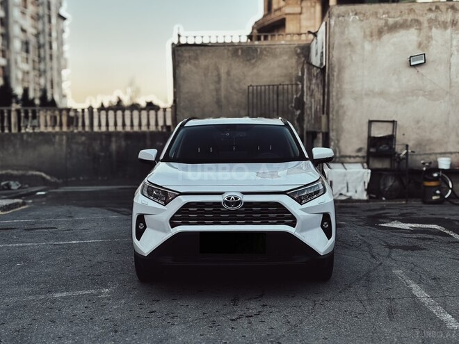 Toyota RAV4-1