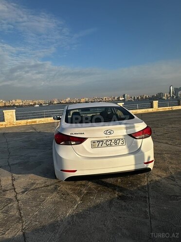 Hyundai Elantra 2015, 198,473 km - 1.6 l - Bakı