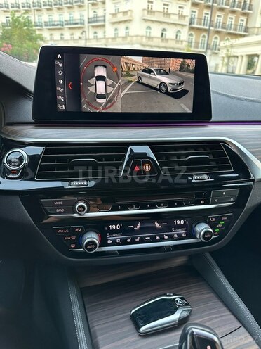 BMW 520 2017, 178,000 km - 2.0 l - Bakı