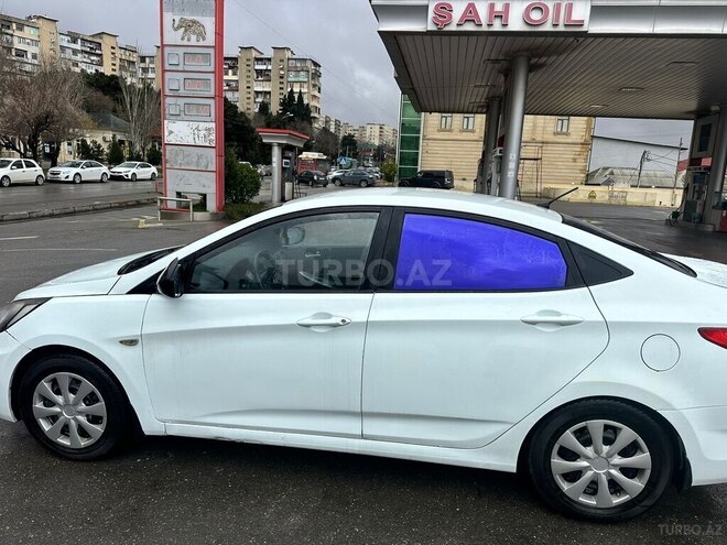 Hyundai Accent 2011, 244,000 km - 1.6 l - Bakı