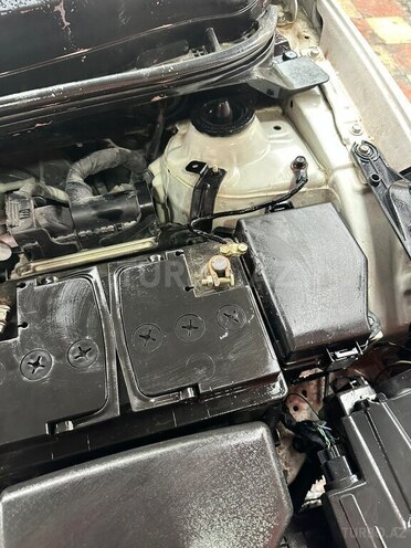 Hyundai Accent 2011, 244,000 km - 1.6 l - Bakı