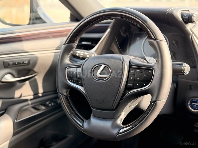 Lexus ES 300h 2020, 57,804 km - 2.5 l - Bakı
