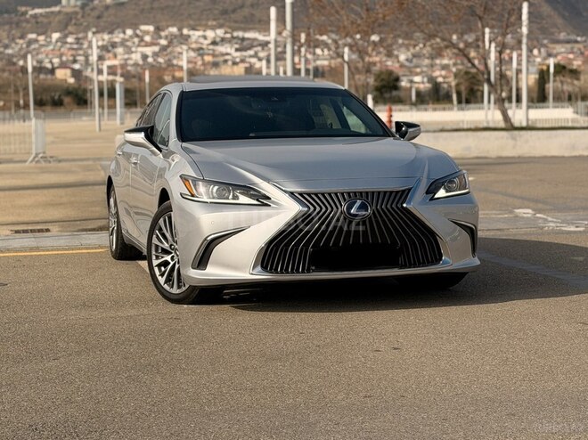 Lexus ES 300h 2020, 57,804 km - 2.5 l - Bakı