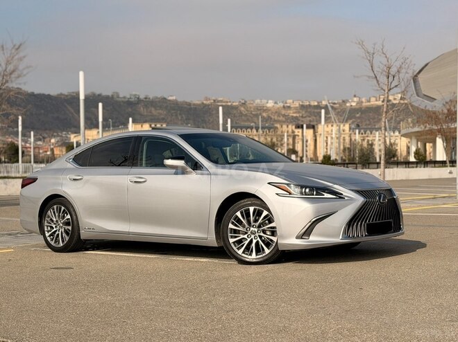 Lexus ES 300h 2020, 57,804 km - 2.5 l - Bakı