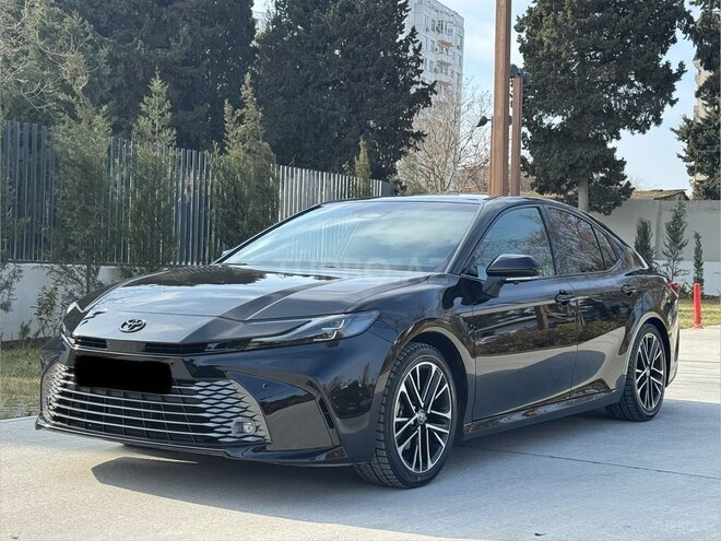 Toyota Camry 2024, 32,500 km - 2.5 л - Bakı