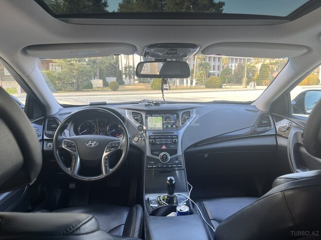 Hyundai Grandeur 2015, 245,000 km - 2.2 l - Bakı