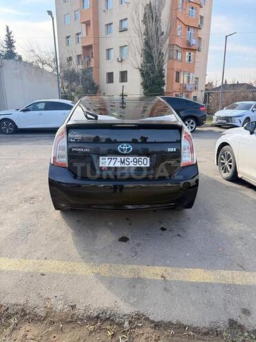 Toyota Prius 2015, 187,000 km - 1.8 л - Bakı