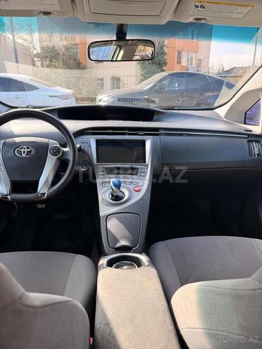 Toyota Prius 2015, 187,000 km - 1.8 л - Bakı