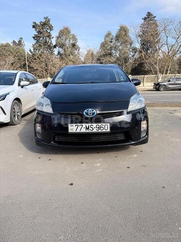Toyota Prius 2015, 187,000 km - 1.8 л - Bakı