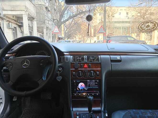 Mercedes E 240 1998, 201,245 km - 2.4 l - Bakı