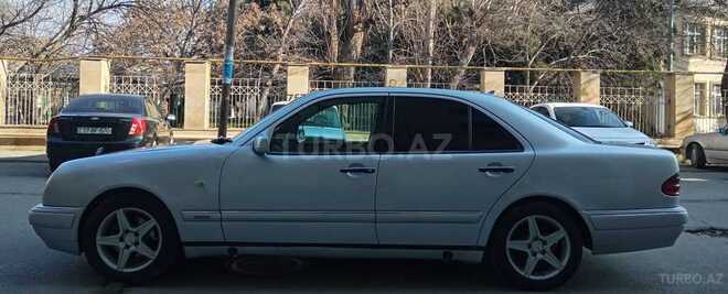 Mercedes E 240 1998, 201,245 km - 2.4 l - Bakı
