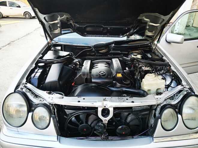 Mercedes E 240 1998, 201,245 km - 2.4 l - Bakı