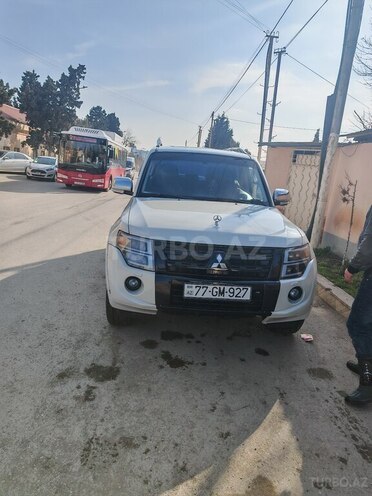 Mitsubishi Pajero 2008, 243,992 km - 3.0 l - Bakı