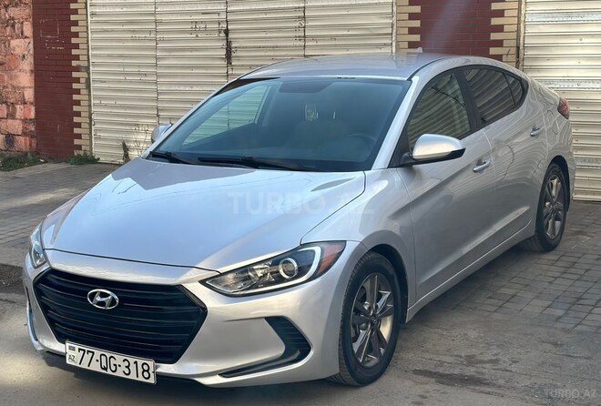 Hyundai Elantra-5