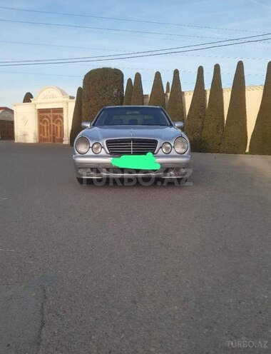 Mercedes E 240 2000, 250,000 km - 2.4 l - Bakı