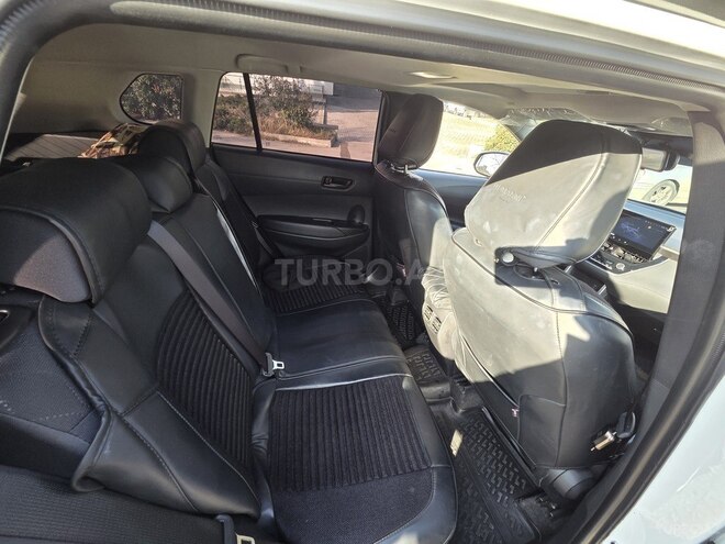 Toyota Corolla Cross 2024, 30,000 km - 2.0 l - Bakı
