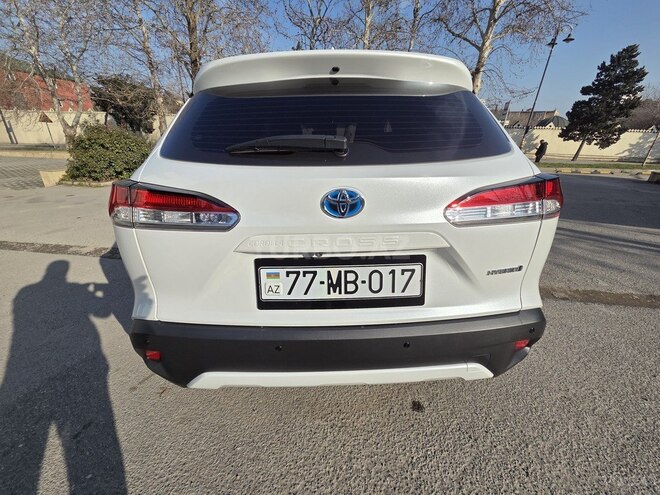 Toyota Corolla Cross 2024, 30,000 km - 2.0 l - Bakı