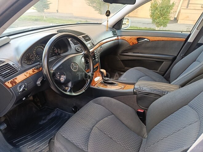 Mercedes E 270 2002, 513,000 km - 2.7 l - Bakı