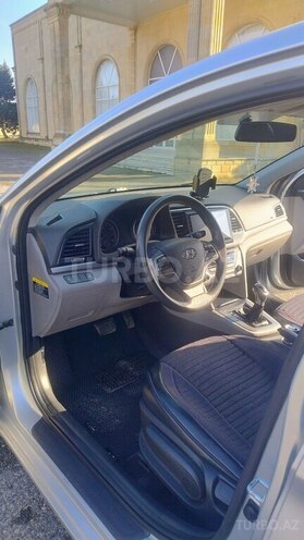 Hyundai Elantra 2016, 238,988 km - 2.0 l - Bakı