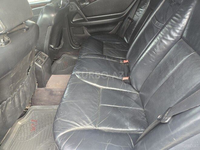 Mercedes E 280 1996, 280,000 km - 2.8 l - Bakı