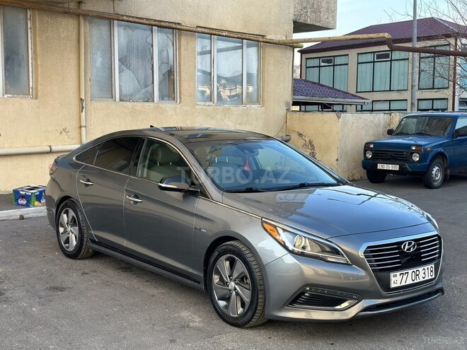 Hyundai Sonata-7