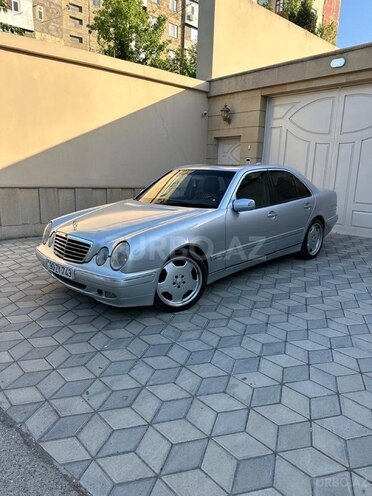 Mercedes E 320 2000, 274,000 km - 3.2 l - Bakı