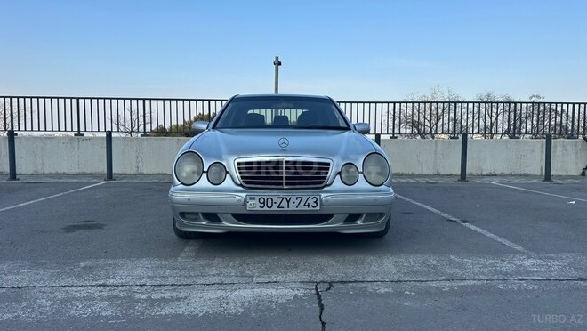 Mercedes E 320 2000, 274,000 km - 3.2 l - Bakı