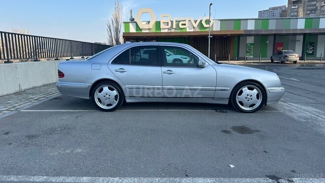 Mercedes E 320 2000, 274,000 km - 3.2 l - Bakı